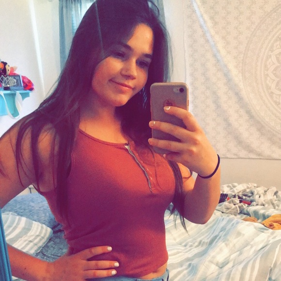 Meet your Posher, Avery - Picture 1 of 1